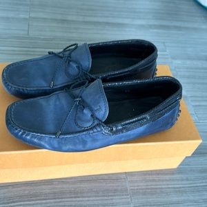 Blue Men’s Tod”s loafers